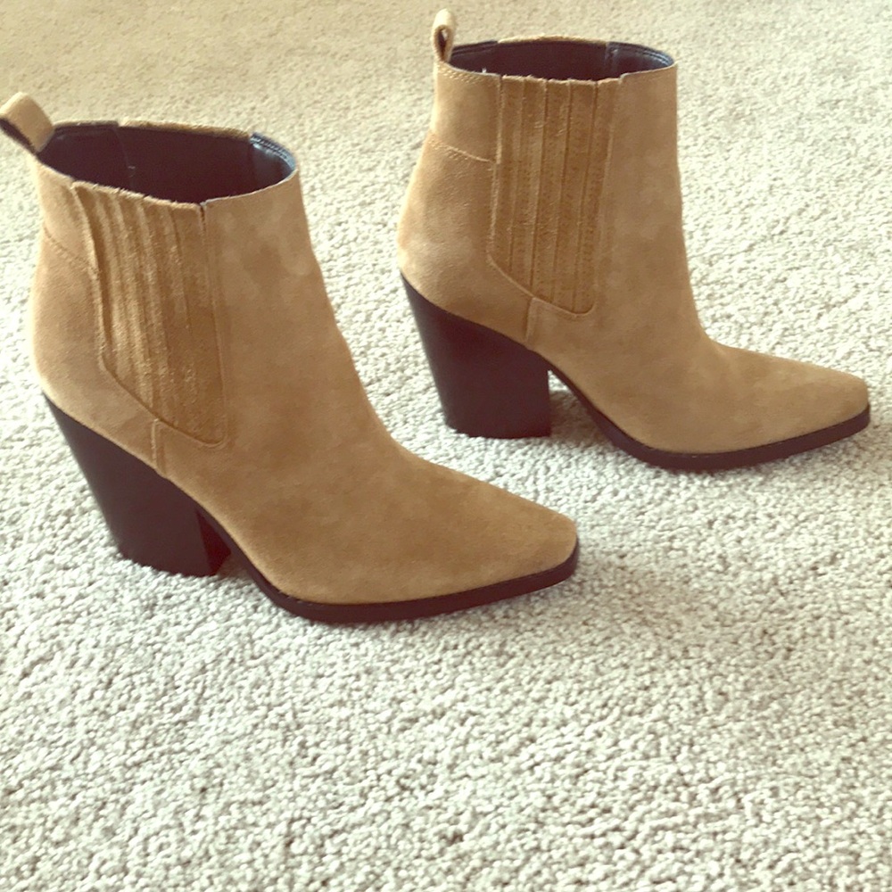 Kendall + Kylie Colt Booties - Medium Brown